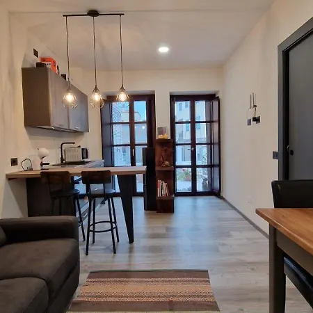 La Piccola Corte Apartment *
