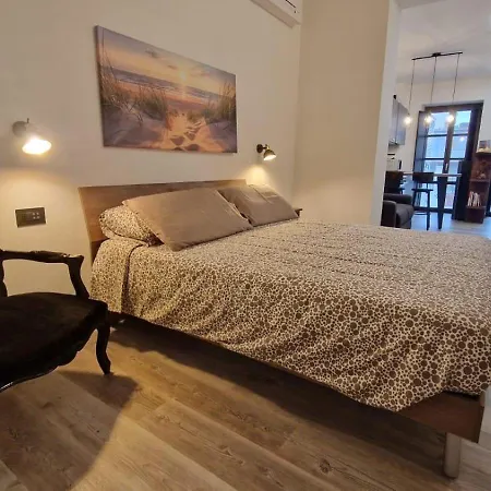 La Piccola Corte Apartment *